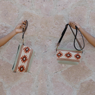 Primavera Convertible Wool Clutch–Crossbody