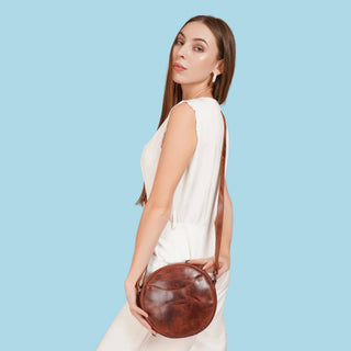 Luna Leather Round Crossbody Bag – Women's – Chestnut, Brown & Hair-On Brown: Brown