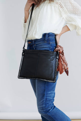 Gabriel Handcrafted Leather Crossbody Bags: Cognac