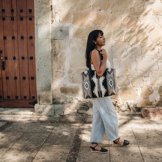 Looking Glass Zapotec Wool Tote–Handwoven in Oaxaca