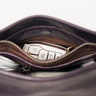 Ivy Leather Crossbody / Shoulder Bag: Camel