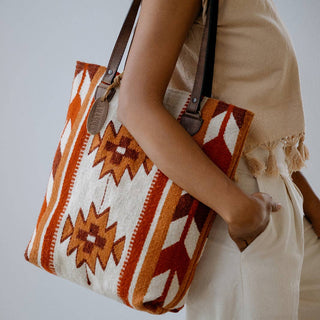 Encuentro Wool Bucket Tote–Leather Strap