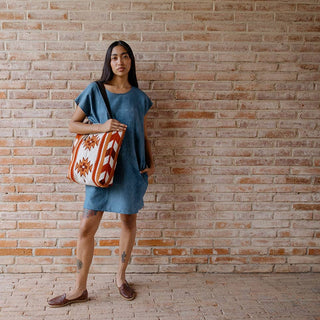 Encuentro Wool Bucket Tote–Leather Strap