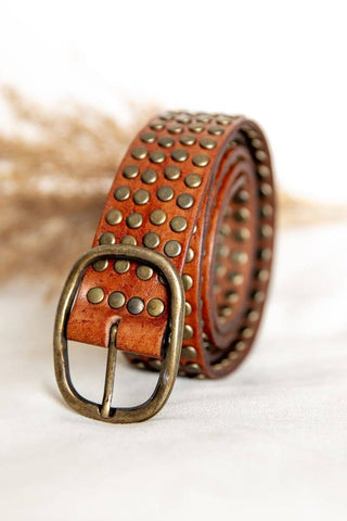 LIGHT BROWN LEATHER BELT WITH STUDS WIDE