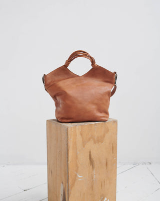 Nash Handcrafted Leather Tote/Crossbody Bags: Cognac