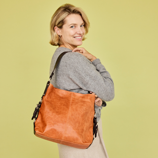Simone: Orange