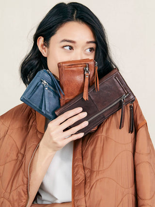 Andi Handcrafted Leather Wallet: Rosa