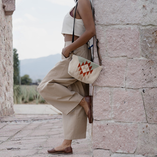 Fénix Convertible Wool Clutch–Crossbody