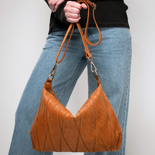 Avery Diamond Leather Crossbody Bag: Cognac