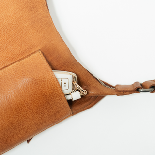 Kerry Leather Crossbody: Cognac