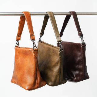 Ivy Leather Crossbody / Shoulder Bag: Camel