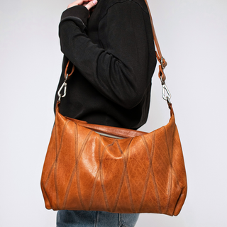 Avery Diamond Leather Crossbody Bag: Cognac