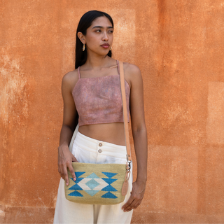 Xochi Convertible Wool Clutch–Crossbody