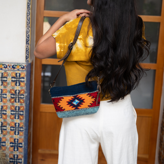 Eagle Eye Convertible Wool Clutch–Crossbody