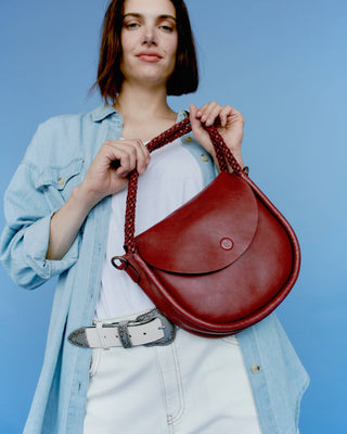 Portage Handcrafted Leather Crossbody/Shoulder Bags: Cognac